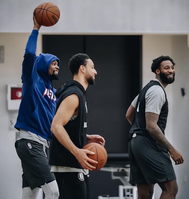 爱游戏彩票 -冲刺阶段全明星赛传出新动向；明尼苏达森林狼造点机会；管理层表态——信心回归；心理建设被强调的简单介绍